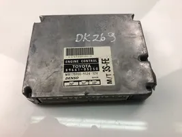 Toyota Avensis T220 Unité de commande, module ECU de moteur 8966105250