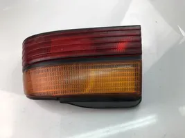 Mitsubishi Space Wagon Luci posteriori del portellone del bagagliaio 0437829R