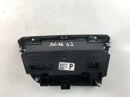 Honda Civic IX Przełącznik / Włącznik nawiewu dmuchawy 79600TV8