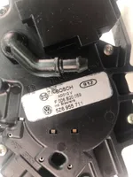Volkswagen Fox Silniczek wycieraczek szyby przedniej / czołowej 5Z6955711