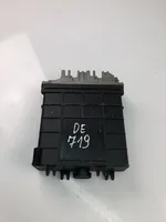 Volkswagen PASSAT B3 Unité de commande, module ECU de moteur 028906021DM