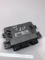 Renault Clio III Komputer / Sterownik ECU silnika 8201077701