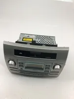 Toyota Corolla Verso E121 Radio / CD-Player / DVD-Player / Navigation 861200F010