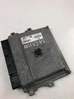 Renault Captur Komputer / Sterownik ECU silnika 237103009R