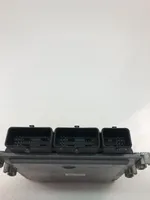 Renault Captur Komputer / Sterownik ECU silnika 237108770R