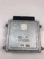 KIA Carens III Блок управления двигателем ECU 3911225050