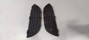 Mercedes-Benz C W205 Grille inférieure de pare-chocs avant A2058851523