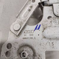 Audi A4 S4 B9 Supporto di montaggio del parafango 8W0821183A