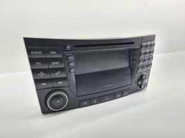 Mercedes-Benz E W211 Unità principale autoradio/CD/DVD/GPS A2118201079