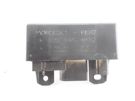 Mercedes-Benz ML W163 Przekaźnik / Modul układu ogrzewania wstępnego 0285454032