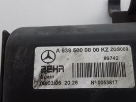 Mercedes-Benz Vito Viano W639 Pannello di supporto del radiatore (usato) A6395000800
