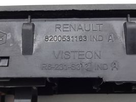 Renault Master II Przycisk / Przełącznik ogrzewania szyby przedniej / czołowej 8200531163
