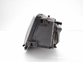 Mercedes-Benz E W124 Lampa przednia 34531R19