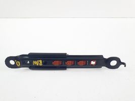 Toyota RAV 4 (XA50) Rail de réglage hauteur de ceinture de sécurité E563003