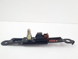 Toyota RAV 4 (XA50) Rail de réglage hauteur de ceinture de sécurité E563003