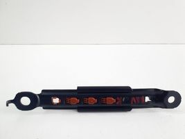 Toyota RAV 4 (XA50) Rail de réglage hauteur de ceinture de sécurité E563003