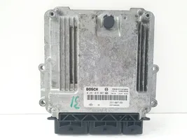 Renault Trafic II (X83) Calculateur moteur ECU 237100718R