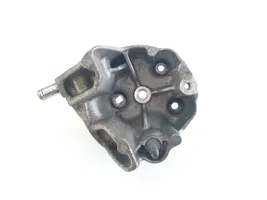 Peugeot 5008 II Staffa/supporto di montaggio del filtro carburante 9824088780