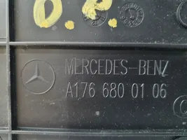 Mercedes-Benz CLA C117 X117 W117 Element deski rozdzielczej / dół A1766800106