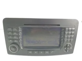 Mercedes-Benz ML W164 Unité principale radio / CD / DVD / GPS A1648202679