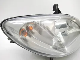 Mercedes-Benz Vito Viano W639 Lampa przednia 24670400