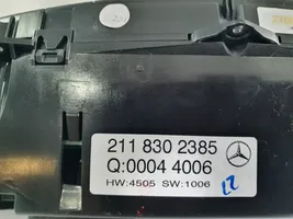 Mercedes-Benz E W211 Panel klimatyzacji 2118302385