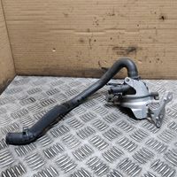 Mercedes-Benz A W176 Vesipumppu 0392023206