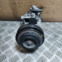 Mercedes-Benz E W213 Compressore aria condizionata (A/C) (pompa) A0008301301