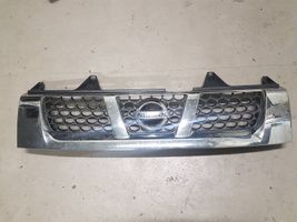 Nissan Navara D22 Grotelės viršutinės 62310