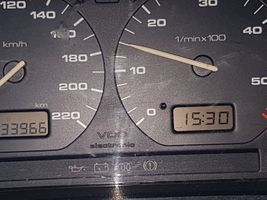 Volkswagen Golf III Compteur de vitesse tableau de bord 