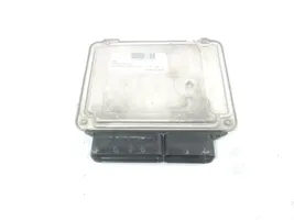 Opel Vectra C Calculateur moteur ECU 0281011914