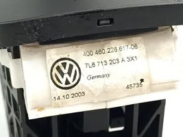 Volkswagen Touareg I Vaihteenvalitsimen verhoilu 7L6713203A