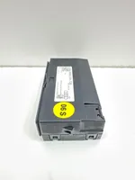 Audi A5 Câble adaptateur AUX 8W0035726