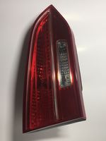 Hyundai Santa Fe Lampy tylnej klapy bagażnika 924052W0