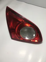 Nissan Qashqai Takaluukun takavalot 26555JD800