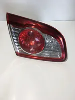 Hyundai Santa Fe Luces portón trasero/de freno 924052B5