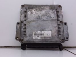 Citroen Xsara Picasso Calculateur moteur ECU 9637089980