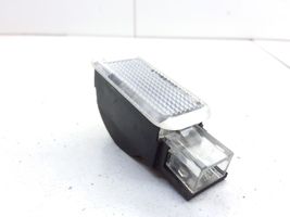 Volkswagen Sharan Luce interna per portiera anteriore 3B0947415B