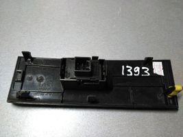 Toyota Corolla Verso E121 Electric window control switch 