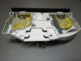 Volkswagen Golf IV Panel klimatyzacji 1J0819045F