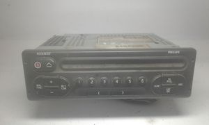 Renault Megane I Panel / Radioodtwarzacz CD/DVD/GPS 7700433070