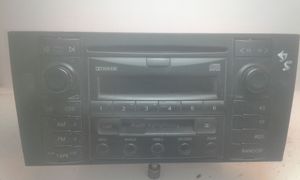 Audi A4 S4 B5 8D Unità principale autoradio/CD/DVD/GPS 8D0035195