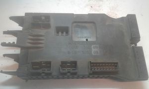 Mercedes-Benz Vito Viano W638 Module de fusibles 0005400950