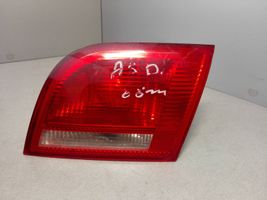 Audi A3 S3 A3 Sportback 8P Luci posteriori del portellone del bagagliaio 8P4945094