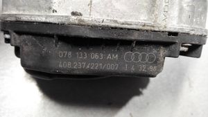 Audi A6 S6 C5 4B Droselinė sklendė 078133063AM