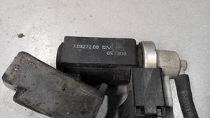 Hyundai Tucson JM Vacuum valve 70027200