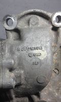 Volkswagen PASSAT B5.5 Carcasa del termostato (Usadas) R050121013