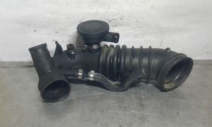 Volkswagen PASSAT B5 Tube d'admission d'air 058133356A