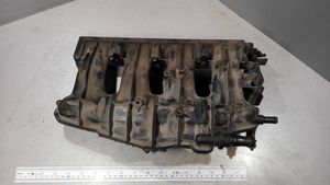 Volkswagen PASSAT B6 Collettore di aspirazione 06F133201N