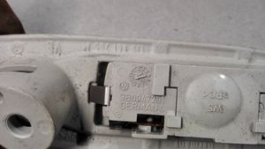 Volkswagen Golf IV Illuminazione sedili posteriori 3B0947291